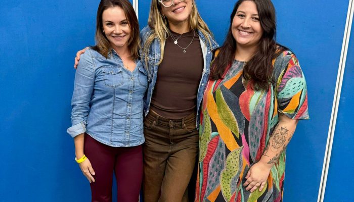 Cynthia Luz, entre Ana Lopes e Cecilia Sanches, da FUGA