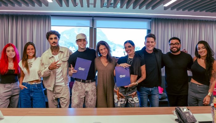 Warner Music Brasil amplia aposta no Funk e assina contrato com Kew e MC Mari