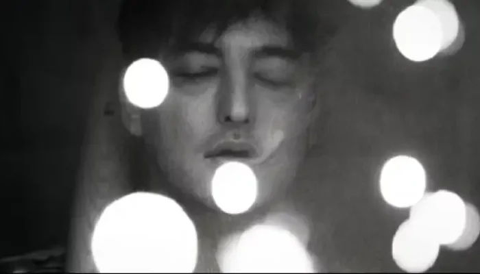 Joji lança single surpresa "Bluffin'" em parceria com The Kid LAROI