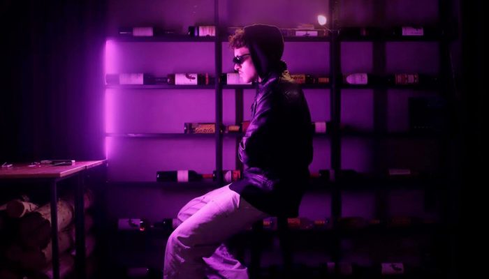 Kraws lança “SEM DÓ” e inicia nova fase com álbum Puto Romântico