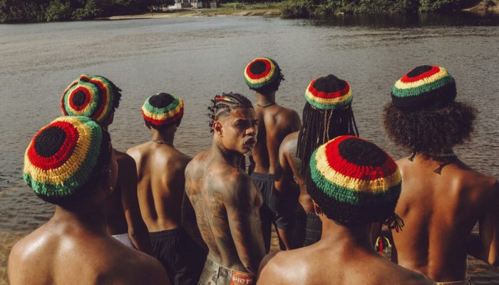 MC Cabelinho lança "Rastafari", o primeiro reggae de sua carreira • Rap Dab