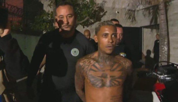 MC Poze é preso no RJ acusado de apologia ao crime