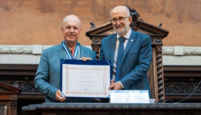 Marcelo Castello Branco recebe a Medalha Tiradentes, maior honraria concedida pela Assembleia Legislativa do Rio