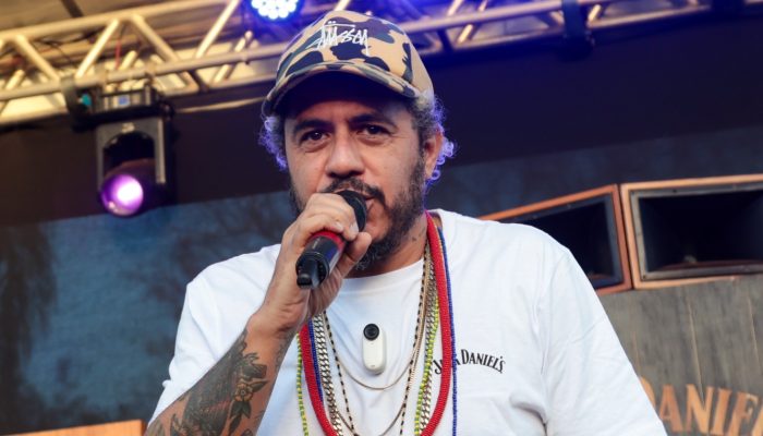 Marcelo D2 fará show gratuito em palco flutuante no Rio Pinheiros, em São Paulo