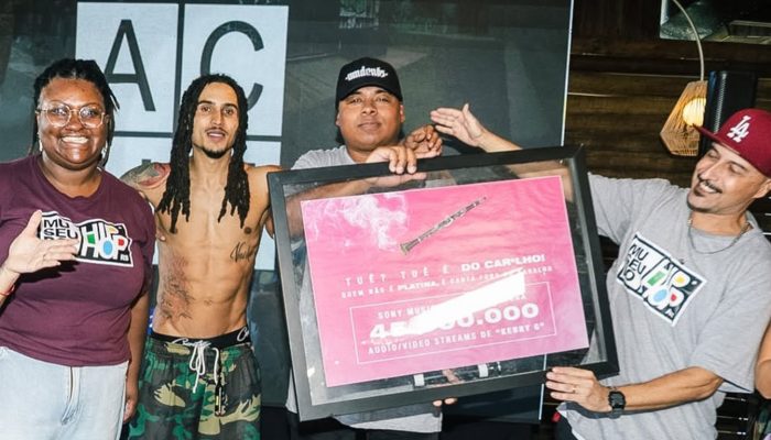 Matuê doa quadro de “Kenny G” ao Museu da Cultura Hip-Hop