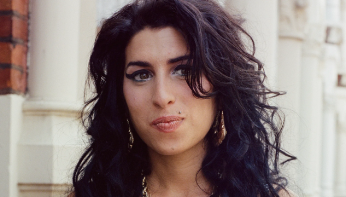 Musical sobre Amy Winehouse está em desenvolvimento no Reino Unido, diz site