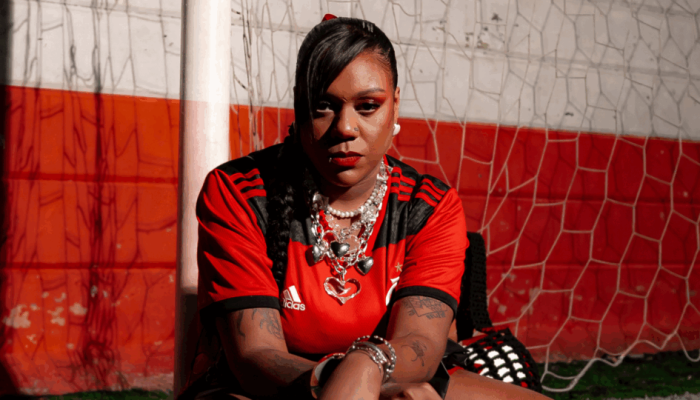 N.I.N.A une futebol e música em seu novo single “No Campo” • Rap Dab