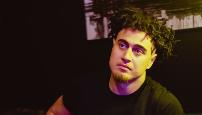 O Produtor Musical Brasileiro com 100 Milhões de Streams e Parcerias de Destaque