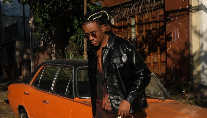 O cantor e compositor FELTH lança o álbum "Felth Black Samba"