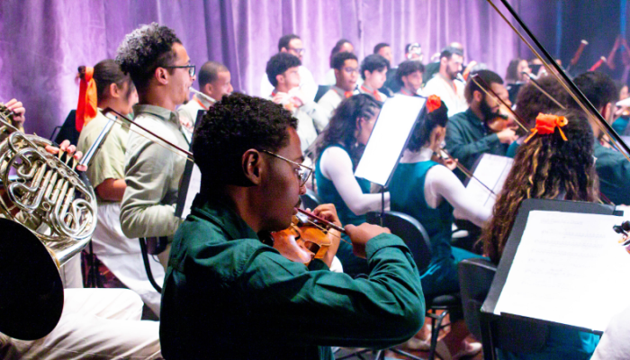 Orquestra Light da Rocinha aposta na música como instrumento de transformação social