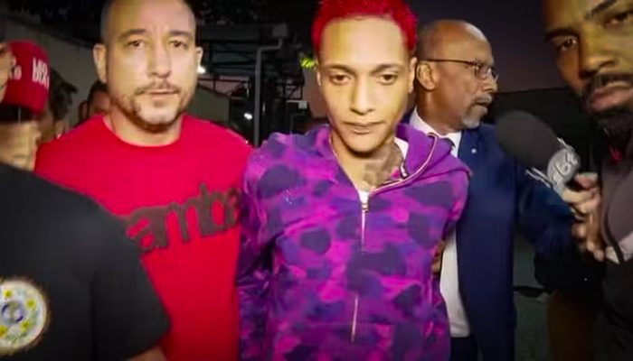 Rapper Oruam se Entrega à Polícia Após Mandado de Prisão no Rio de Janeiro
