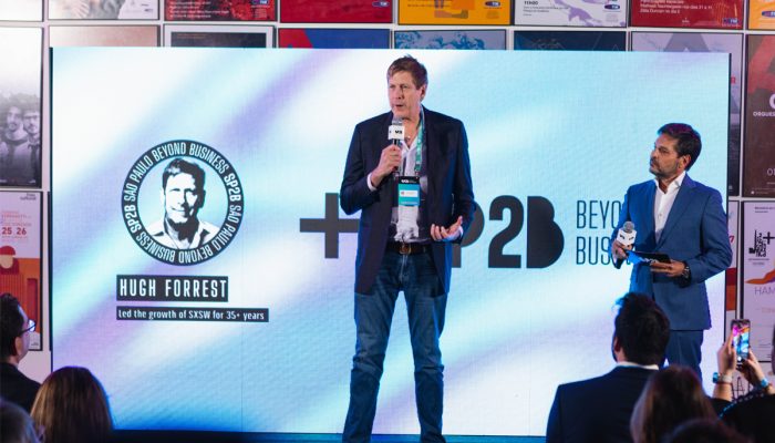 Hugh Forrest e Rafael Lazarini na apresentação da SP2B