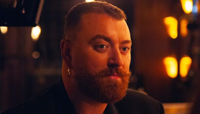 Sam Smith anuncia novo álbum para agosto deste ano