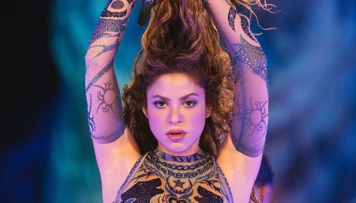 Shakira anuncia show nas Pirâmides de Gizé, no Egito