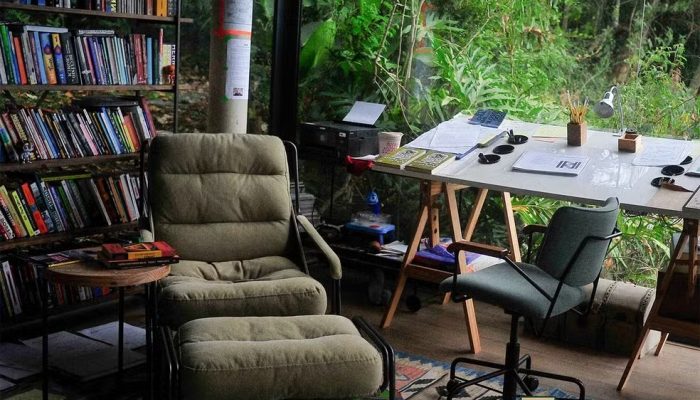 ​Emicida Racional V.2: A Poesia da Dor que Nos Une